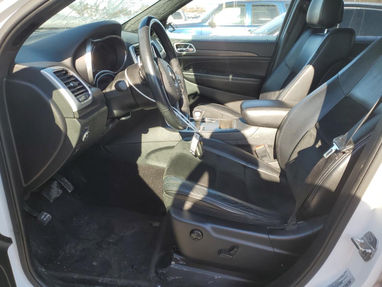 2015 Jeep Grand Cherokee - Image 7