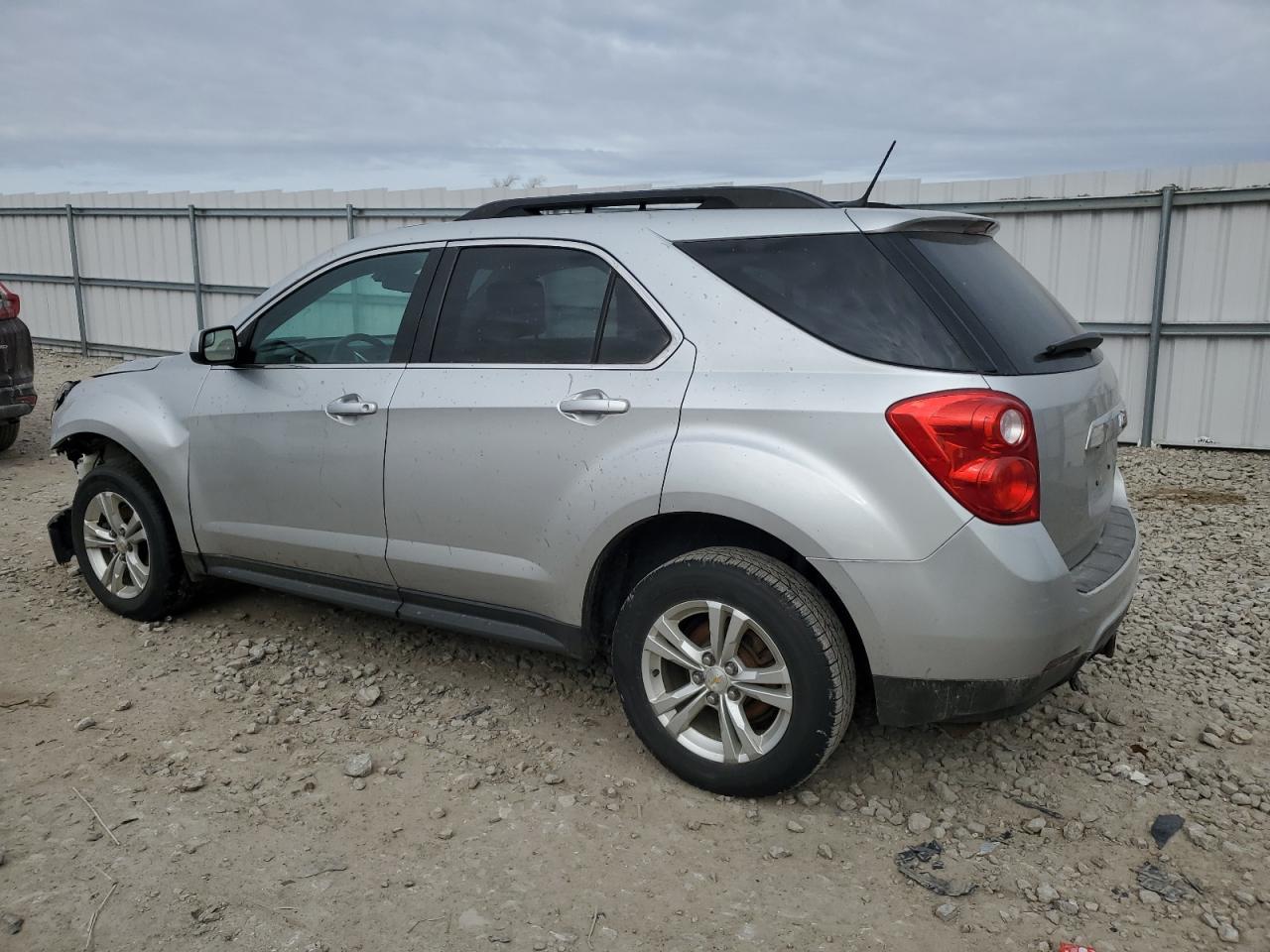 2013 Chevrolet Equinox - Image 2