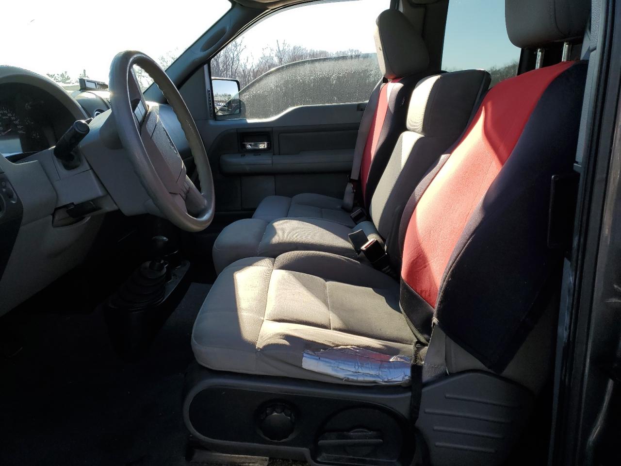 2004 Ford F-150 - Image 7