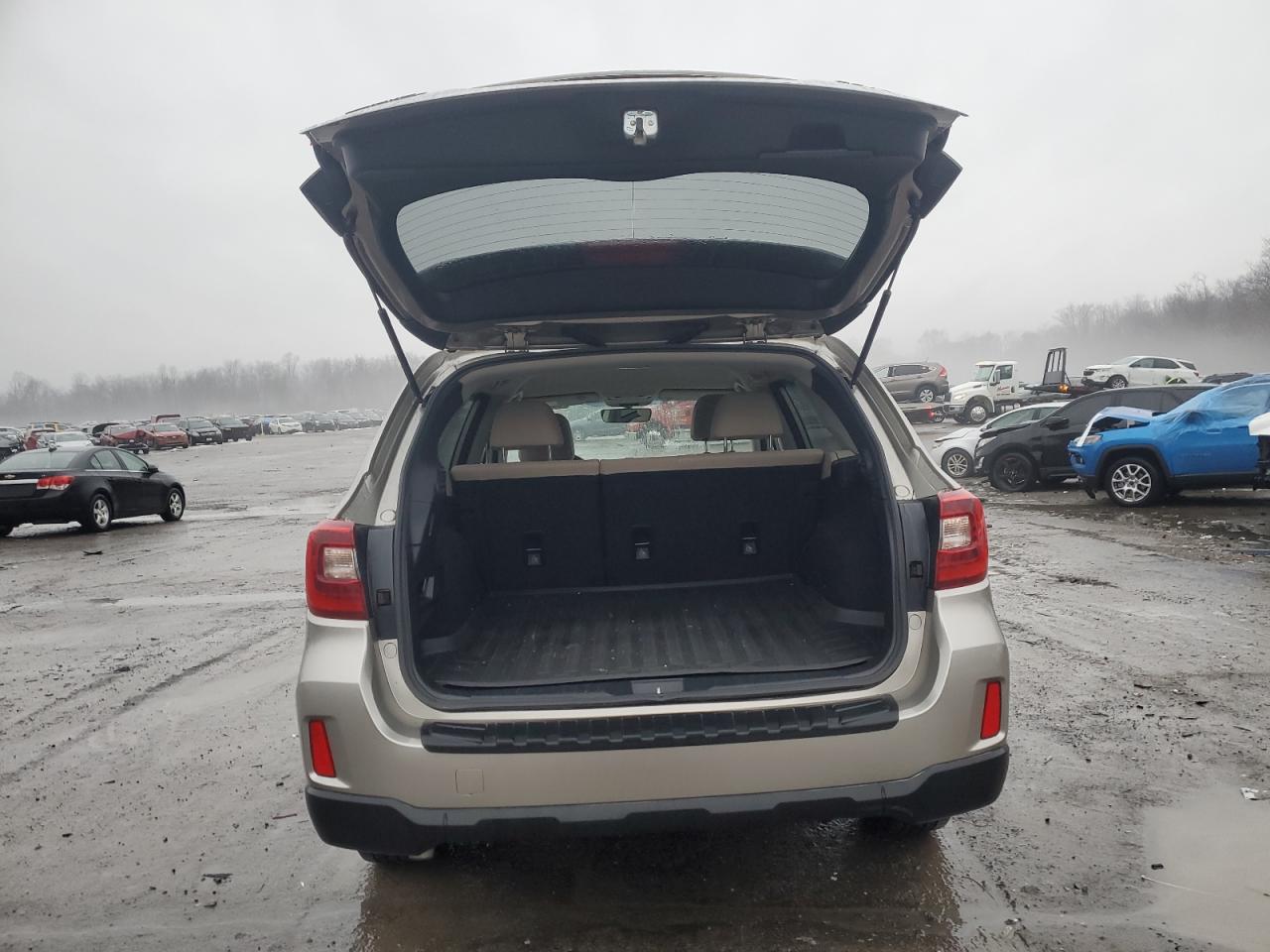 2017 Subaru Outback - Image 6