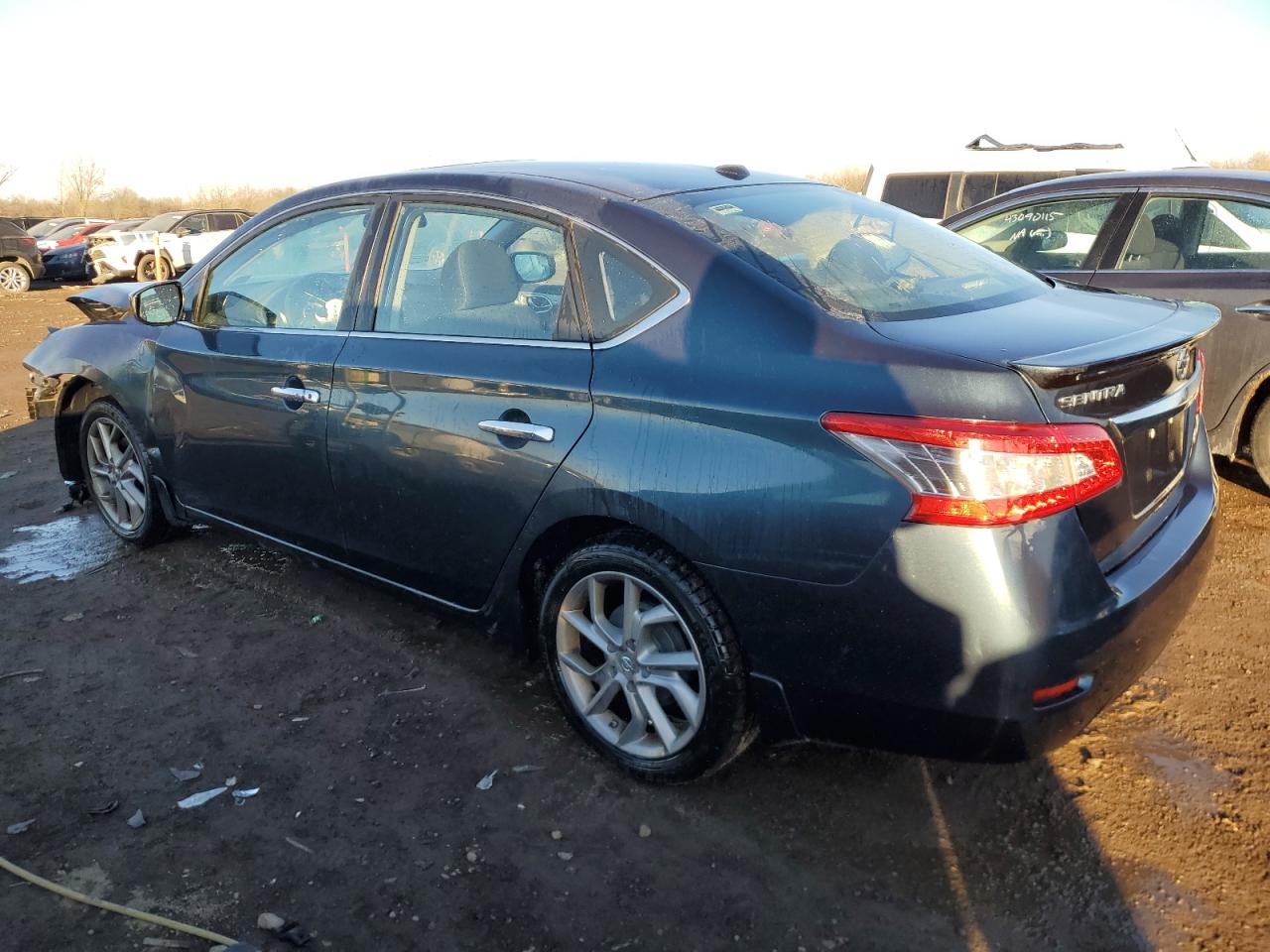 2015 Nissan Sentra - Image 2