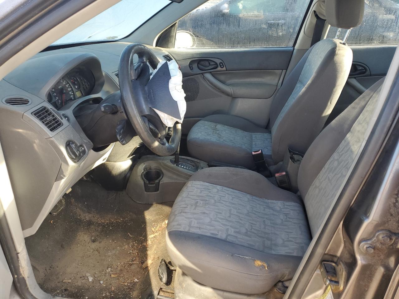 2005 Ford Focus - Image 7