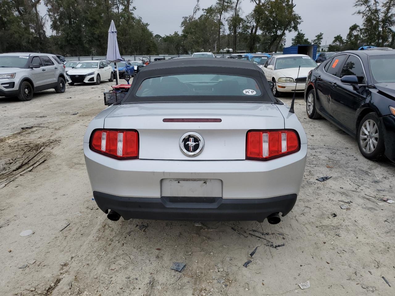 2012 Ford Mustang - Image 6