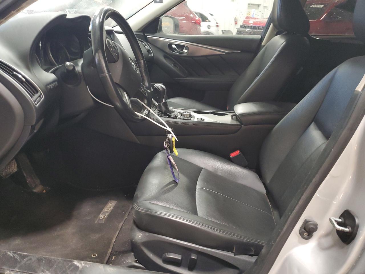 2015 Infiniti Q50 - Image 7