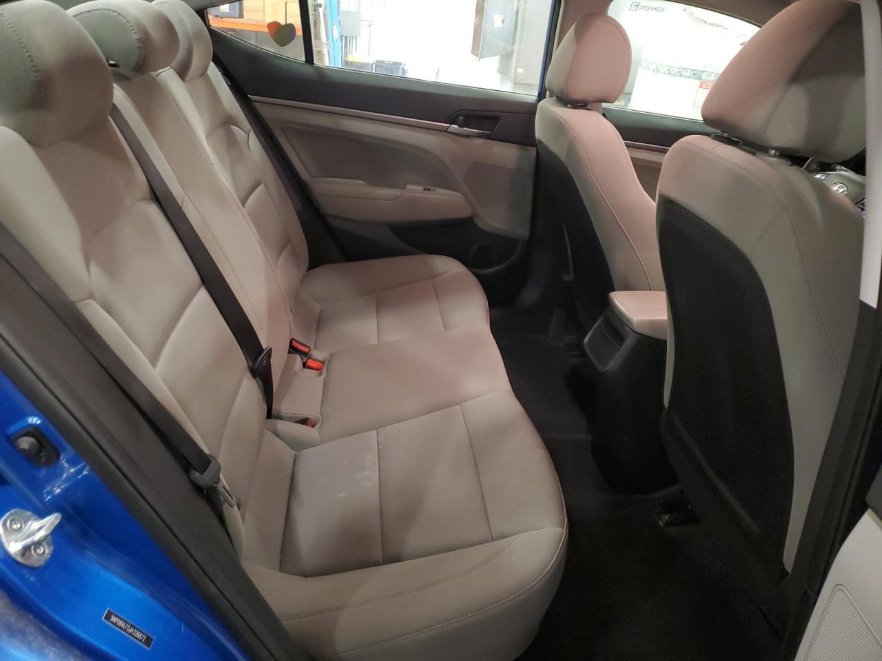 2018 Hyundai Elantra - Image 10