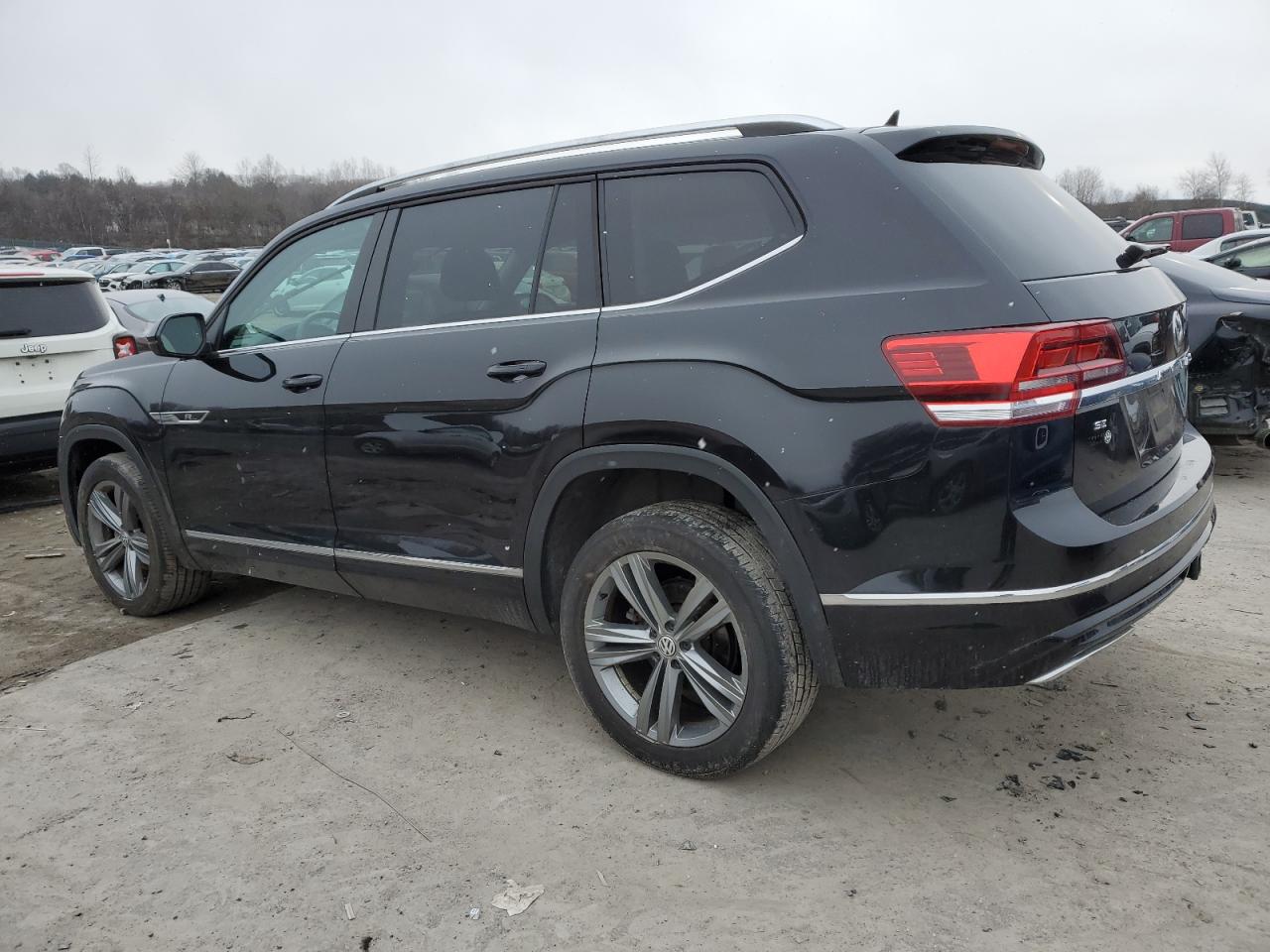 VIN 1V2XR2CA4KC590630 2019 VOLKSWAGEN ATLAS no.2