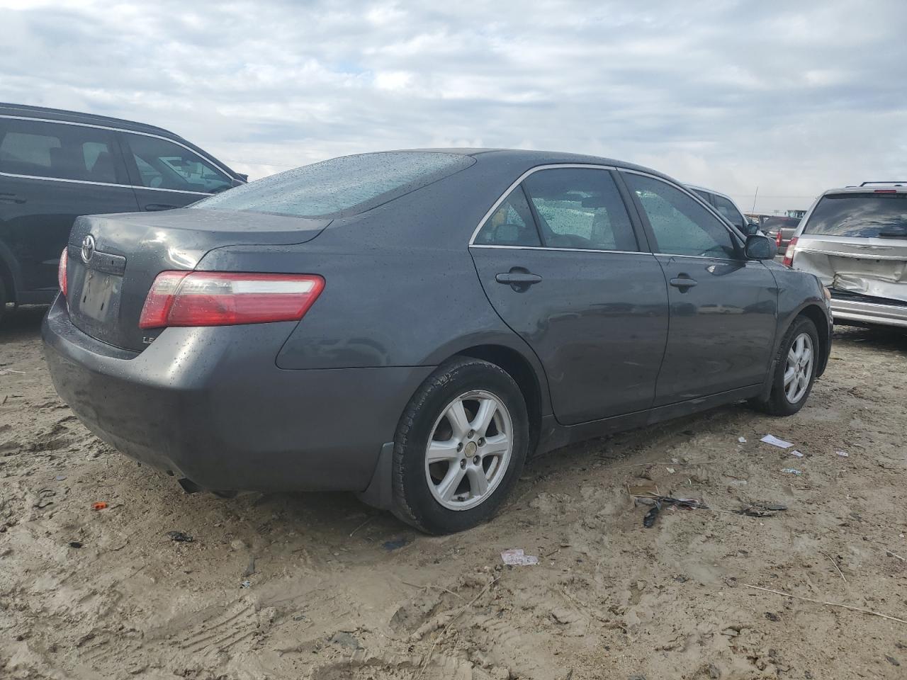 2009 Toyota Camry - Image 3