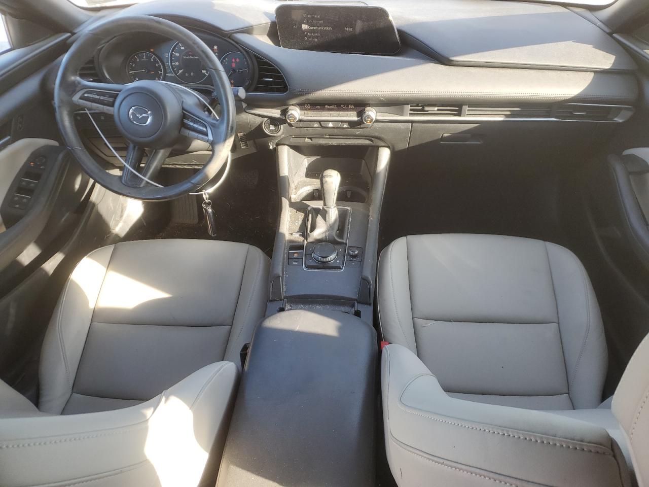 2020 Mazda 3 - Image 8