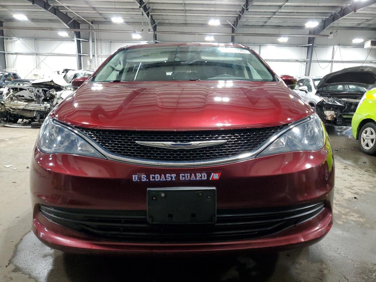 2017 Chrysler Pacifica - Image 5