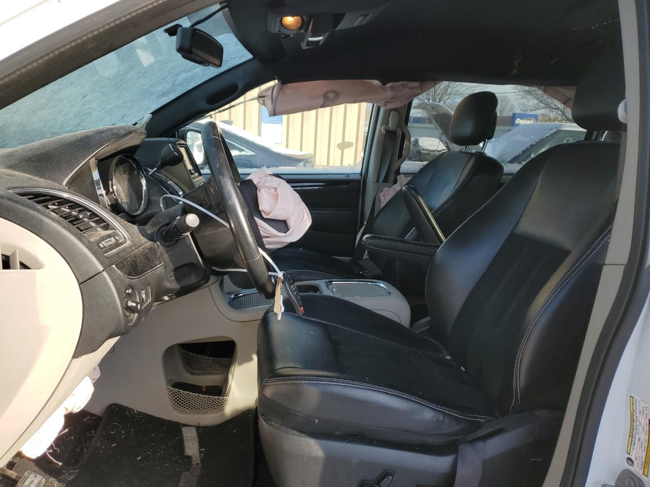 2017 Dodge Caravan - Image 7