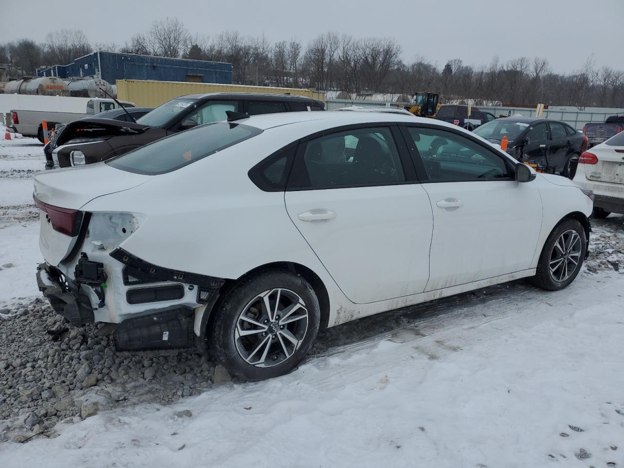 2023 Kia Forte - Image 3