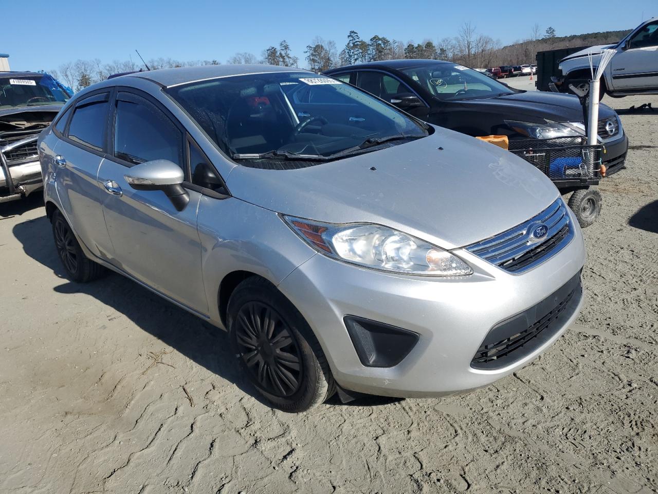 2013 Ford Fiesta - Image 4