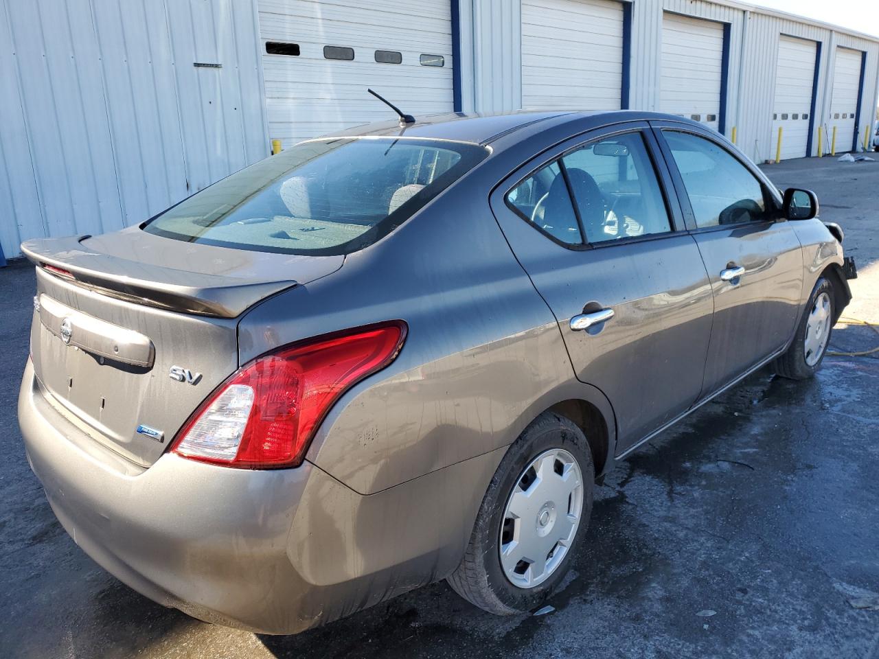 2013 Nissan Versa - Image 3
