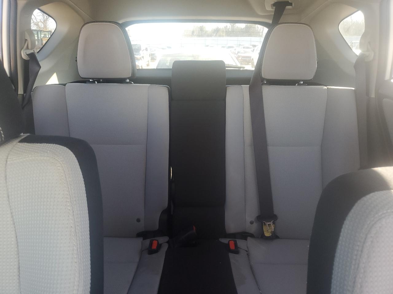 2018 Toyota RAV 4 - Image 10