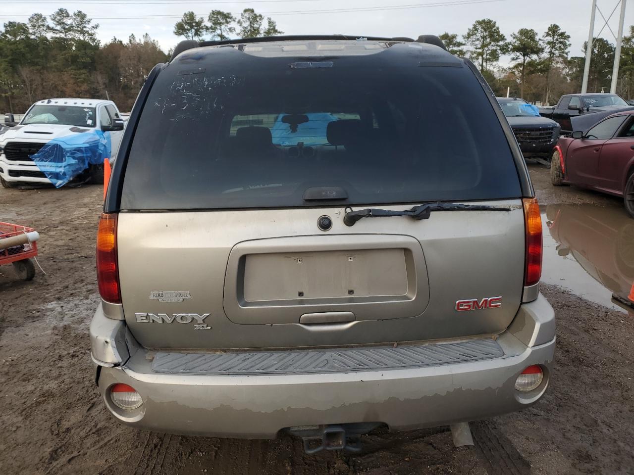 2003 GMC Envoy - Image 6