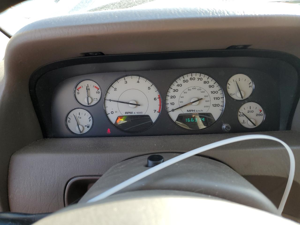 2002 Jeep Grand Cherokee Limited VIN: 1J4GW58S92C311678 Lot: 42138225