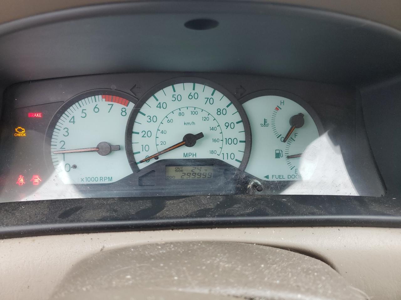 2003 Toyota Corolla - Image 9