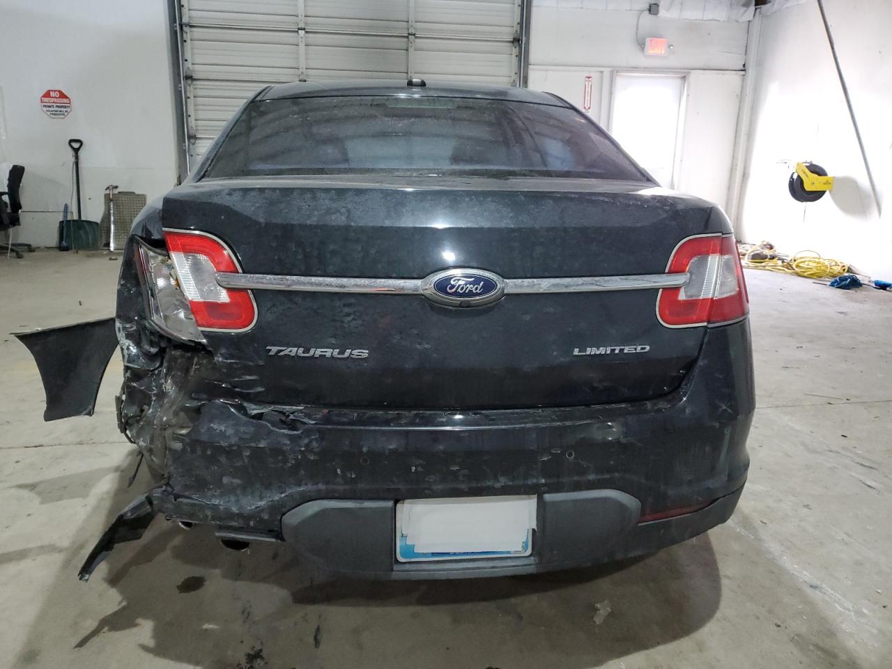 2012 Ford Taurus - Image 6