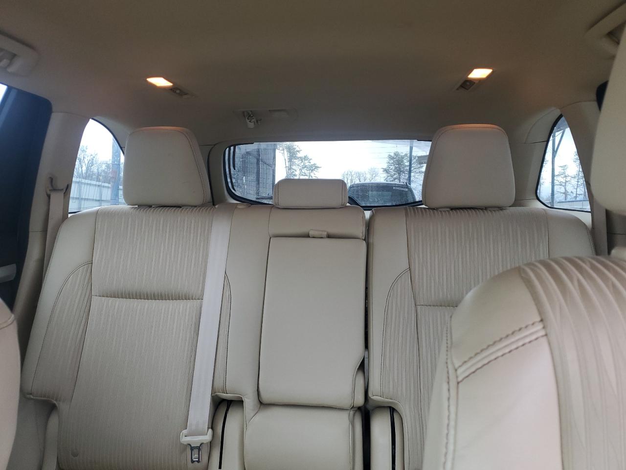 2014 Toyota Highlander - Image 10