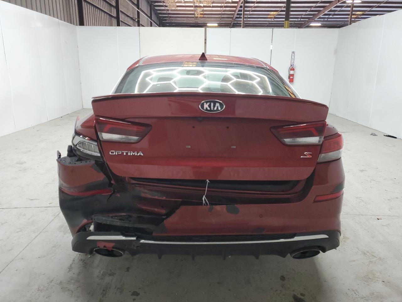 2020 Kia Optima - Image 6