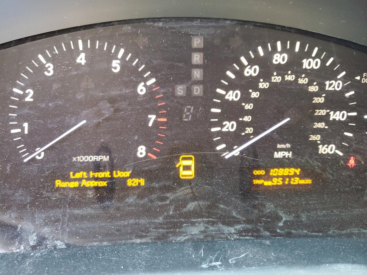 2005 Lexus LS - Image 9