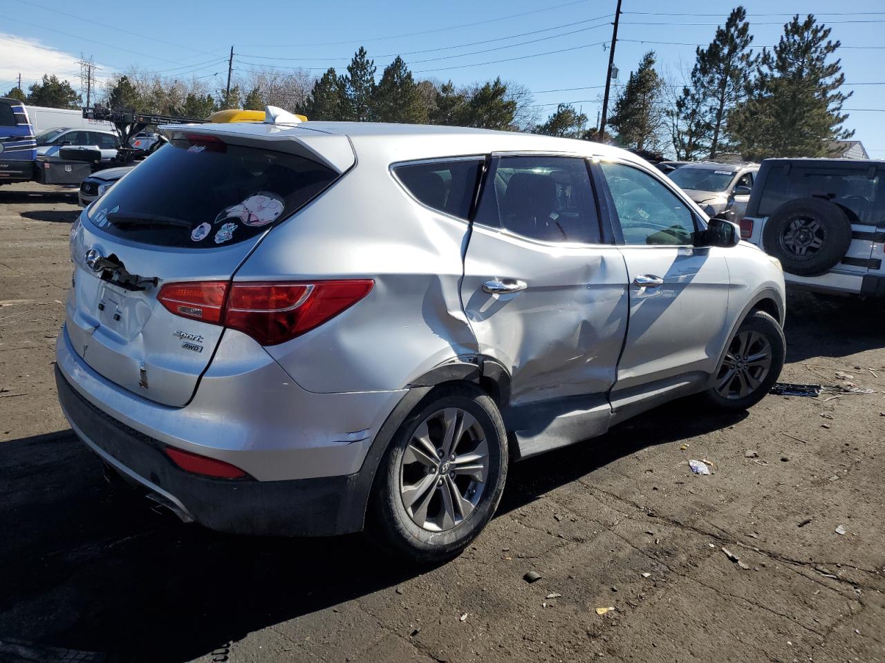 2014 Hyundai Santa Fe - Image 3