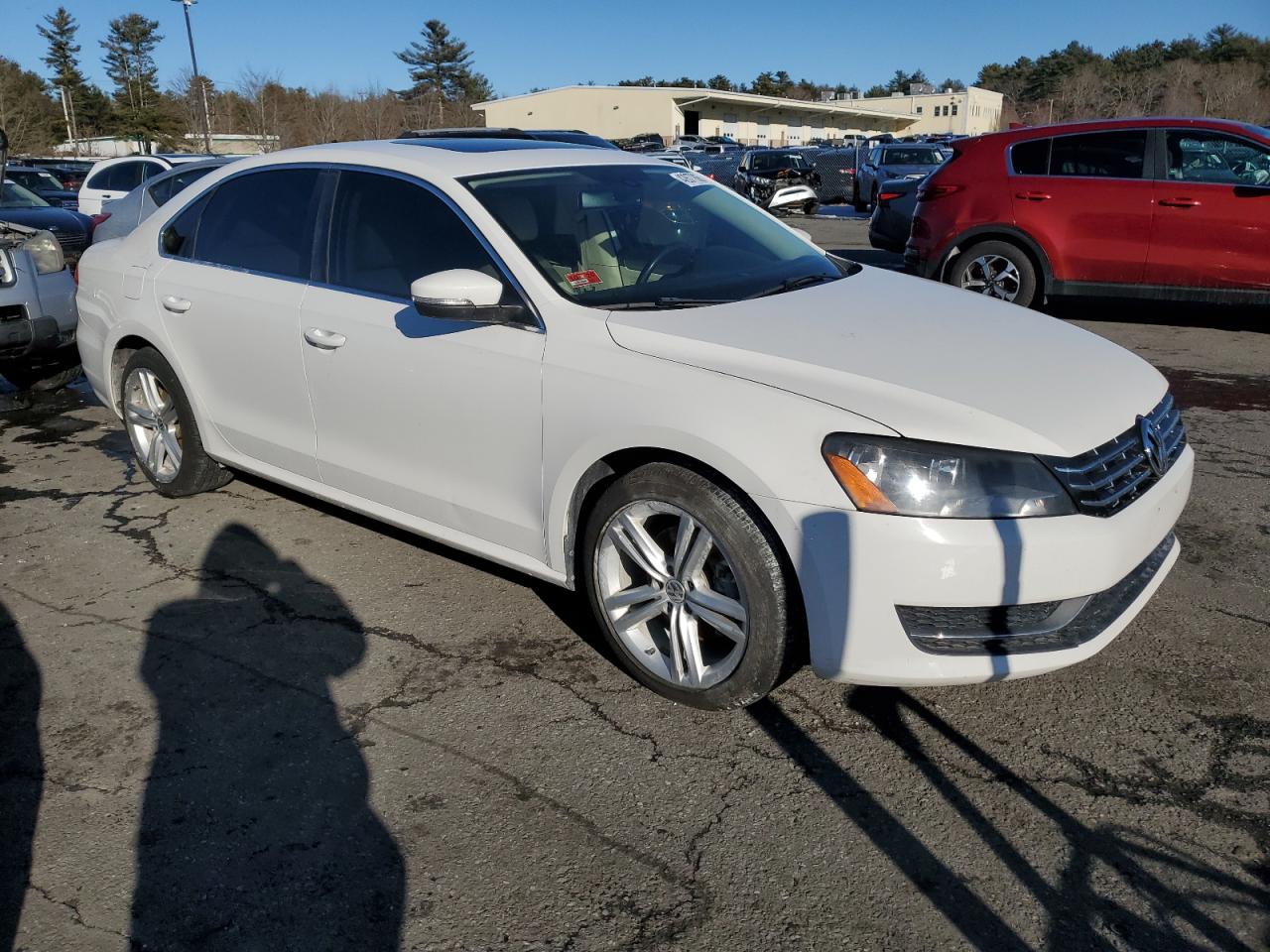 2014 Volkswagen Passat - Image 4