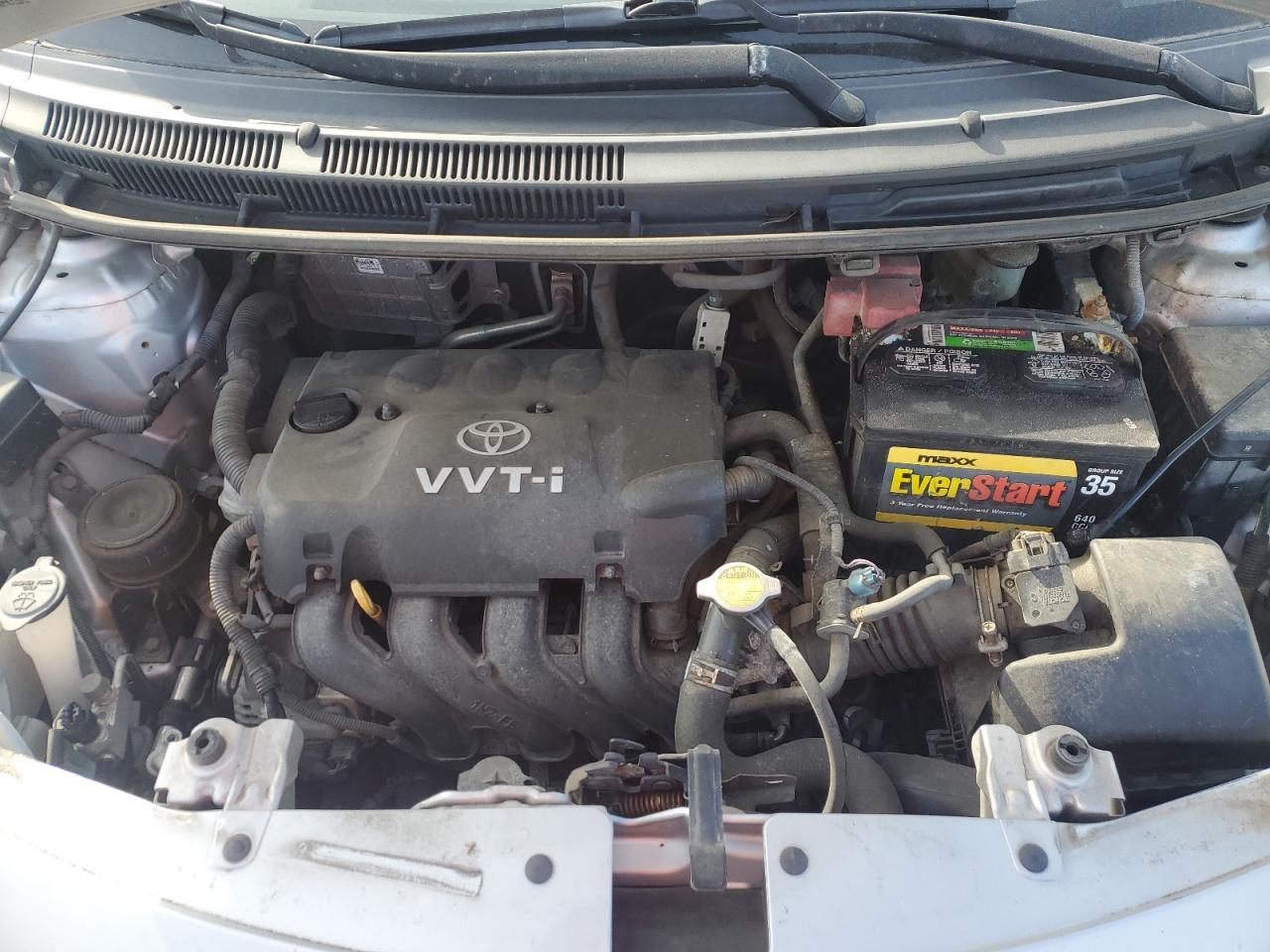 2008 Toyota Yaris - Image 11