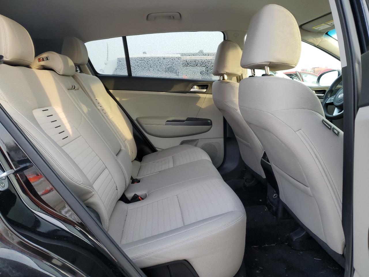 2020 Kia Sportage - Image 11