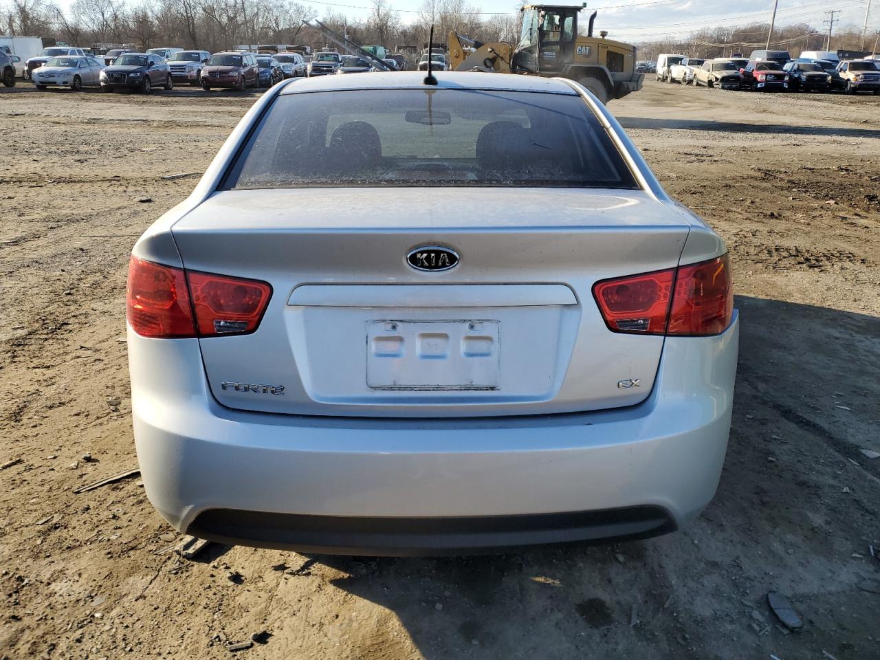 2010 Kia Forte - Image 6