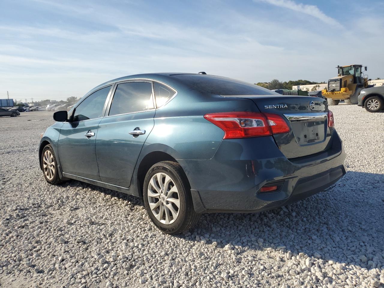 2017 Nissan Sentra - Image 2