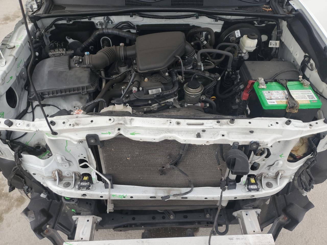2019 Toyota Tacoma - Image 11