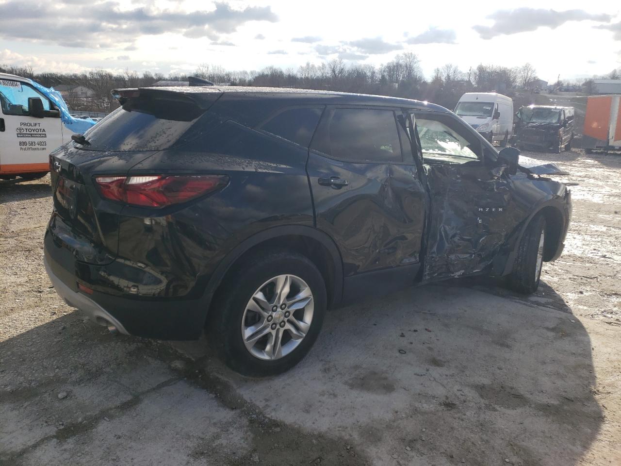 2021 Chevrolet Blazer - Image 3