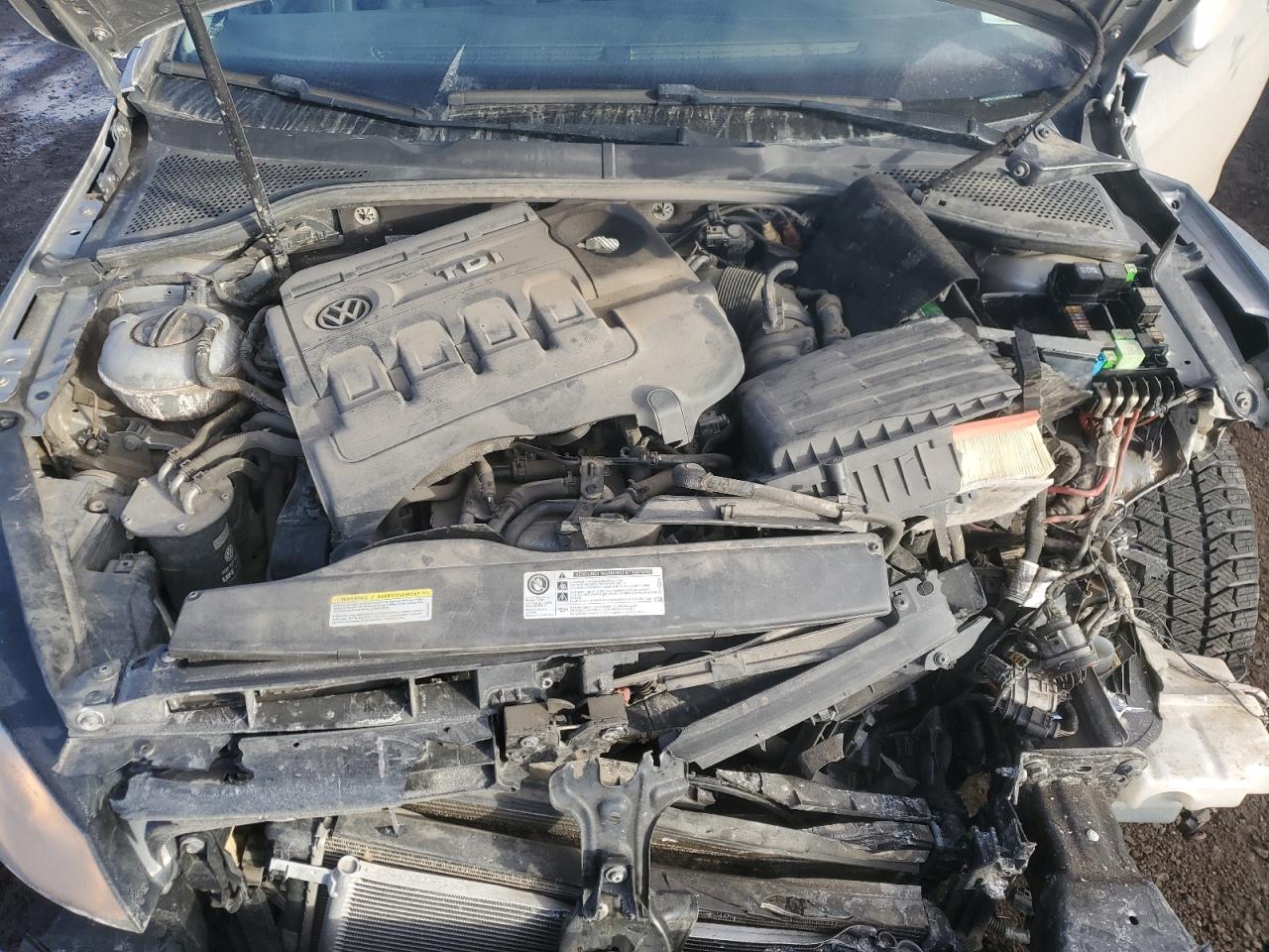 2015 Volkswagen Golf - Image 12