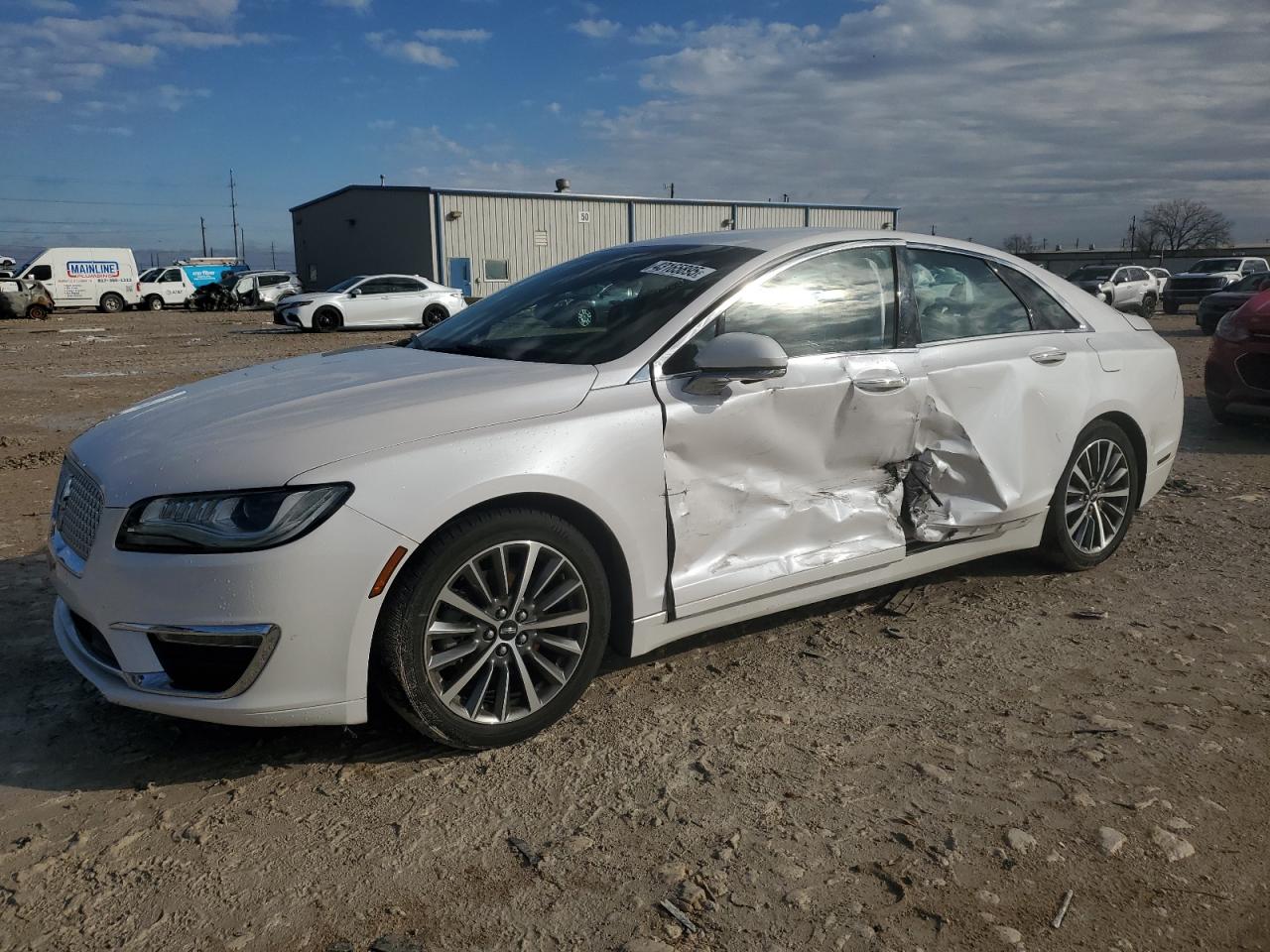 2017 Lincoln MKZ - Image 1