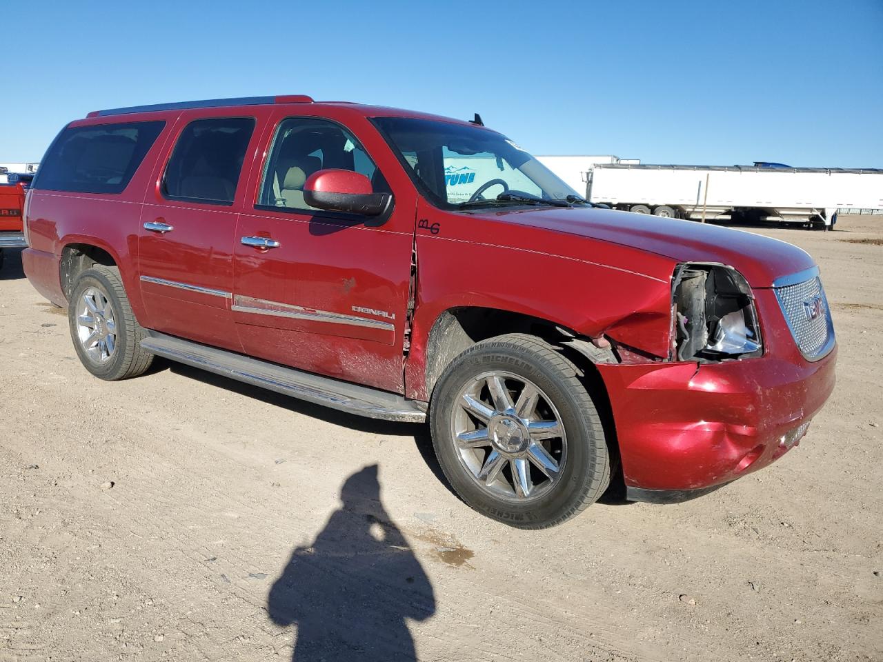 2013 GMC Yukon - Image 4
