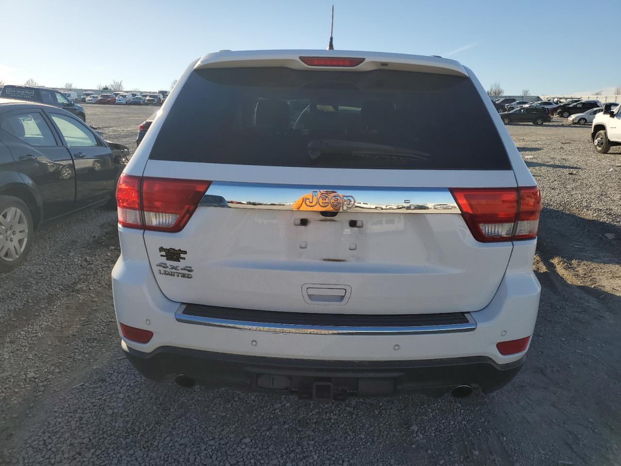 2013 Jeep Grand Cherokee - Image 6