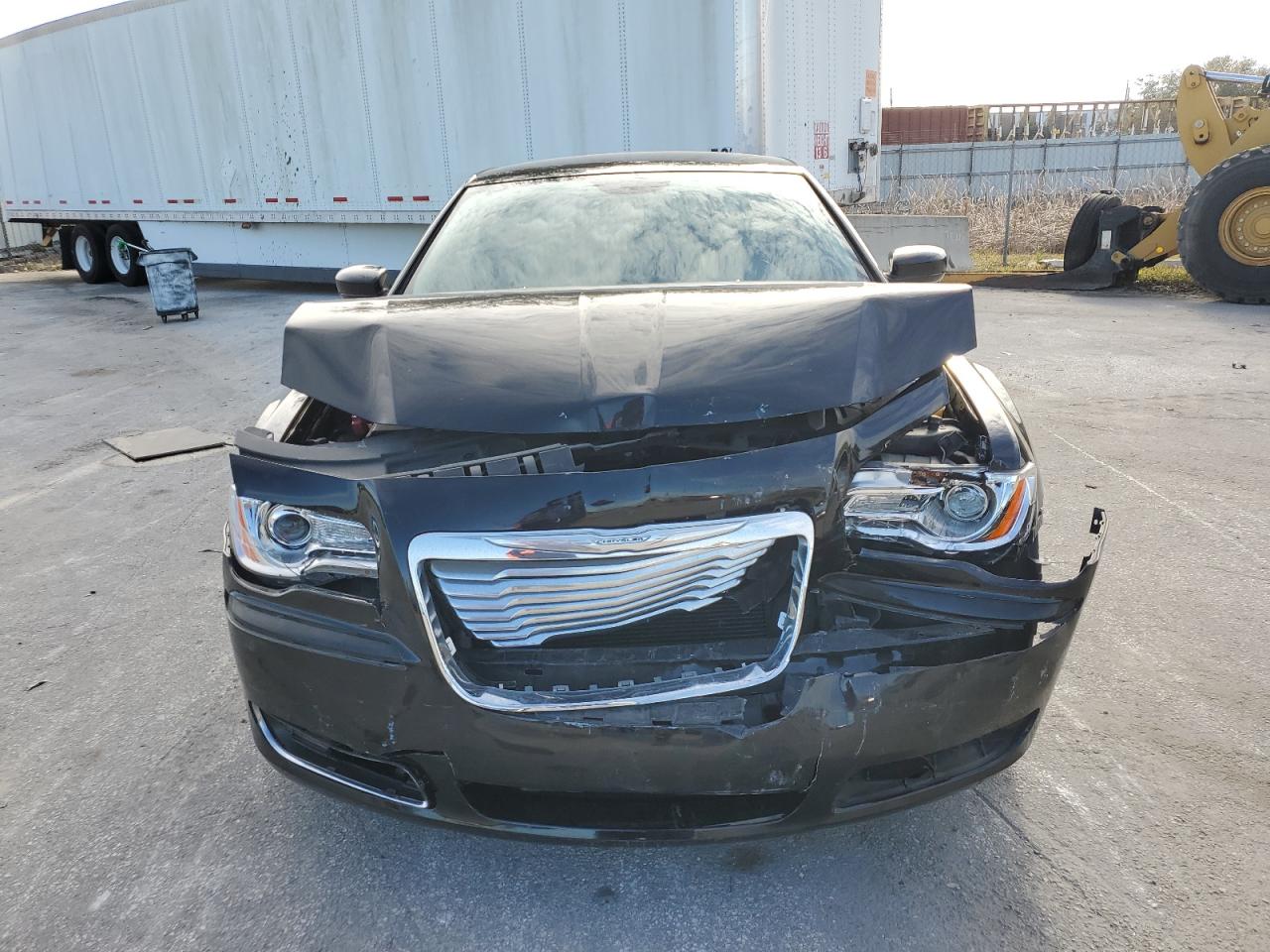 VIN 2C3CCAAG6EH200622 2014 CHRYSLER 300 no.5