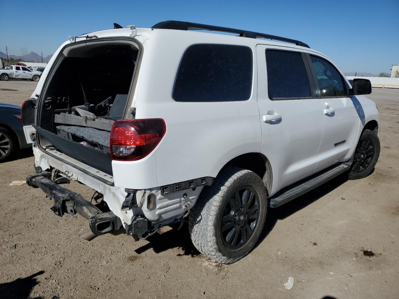 2019 Toyota Sequoia - Image 3