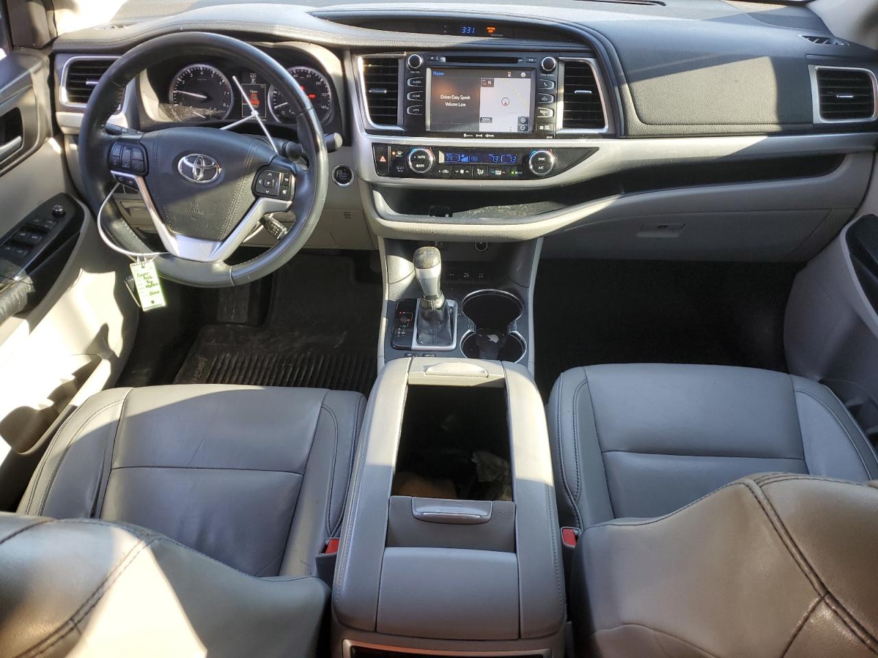 2016 Toyota Highlander - Image 8