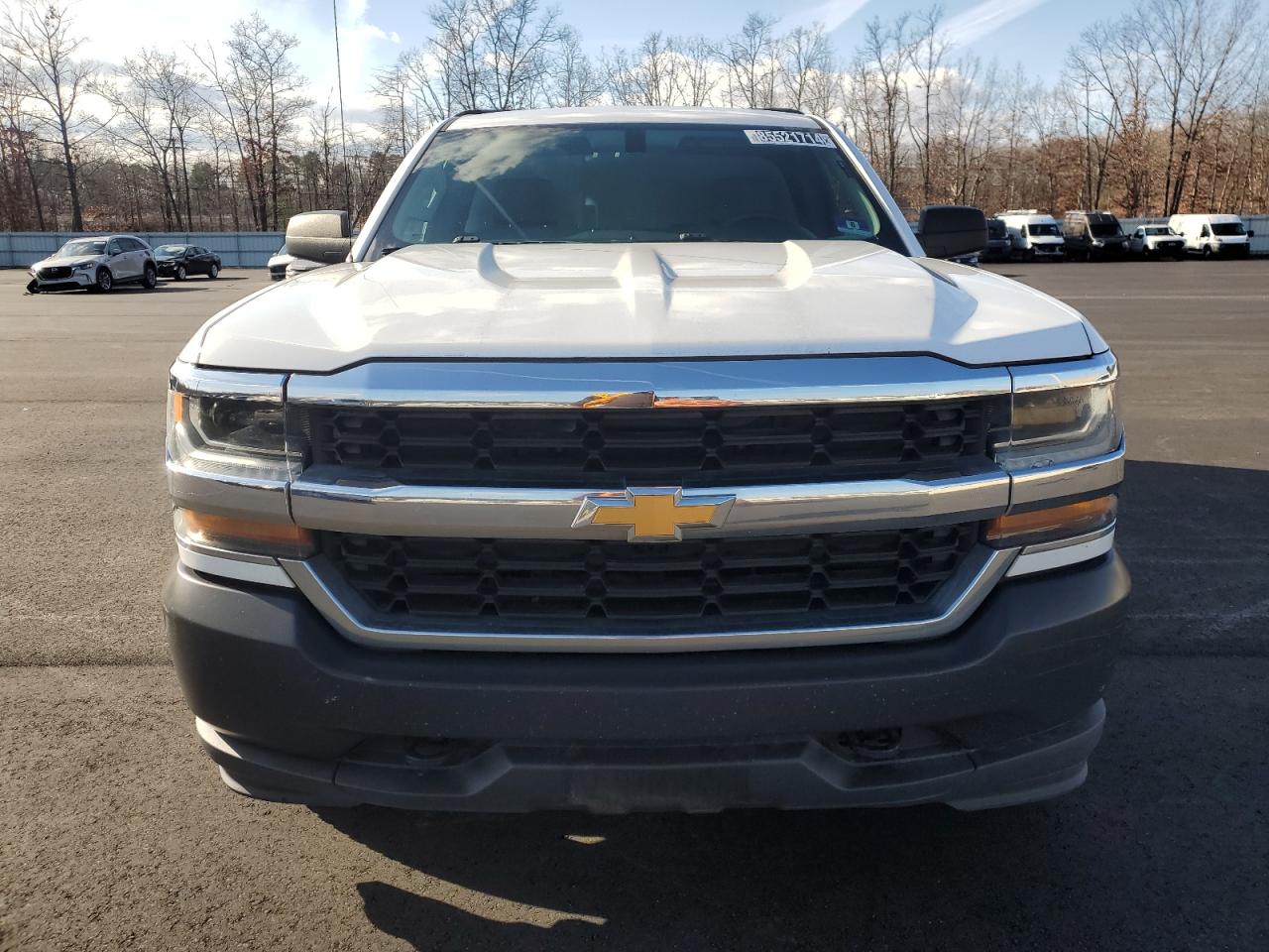 VIN 1GCNKNEH3HZ330329 2017 CHEVROLET ALL Models no.5