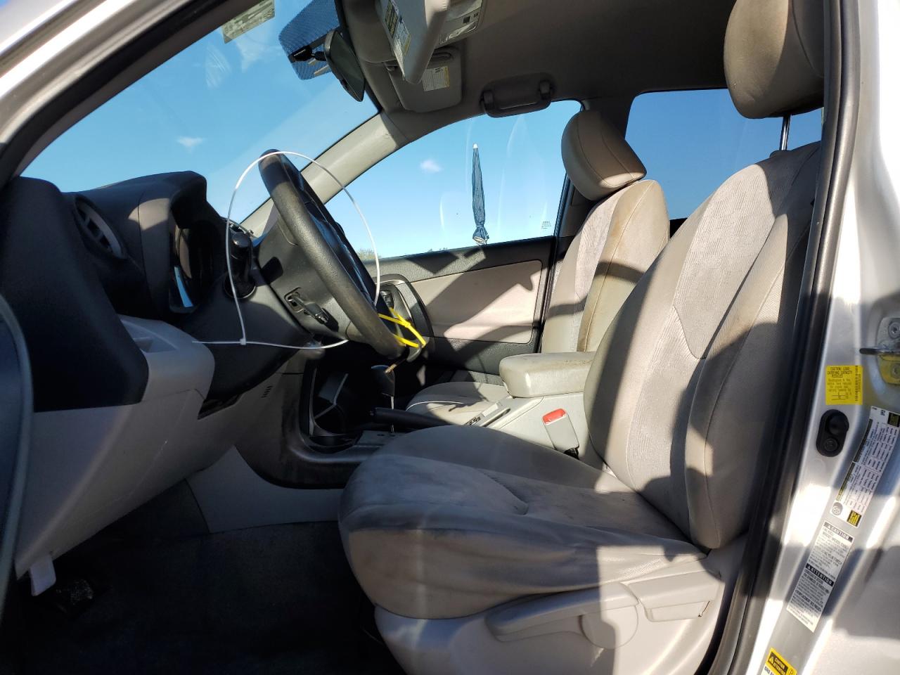 2012 Toyota RAV 4 - Image 7