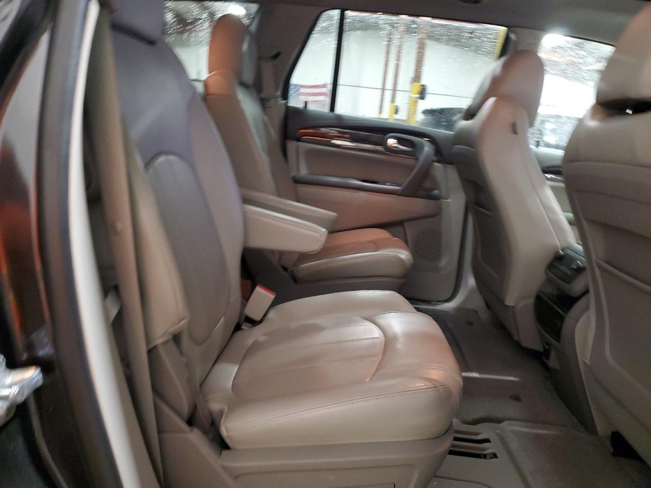 2016 Buick Enclave - Image 11