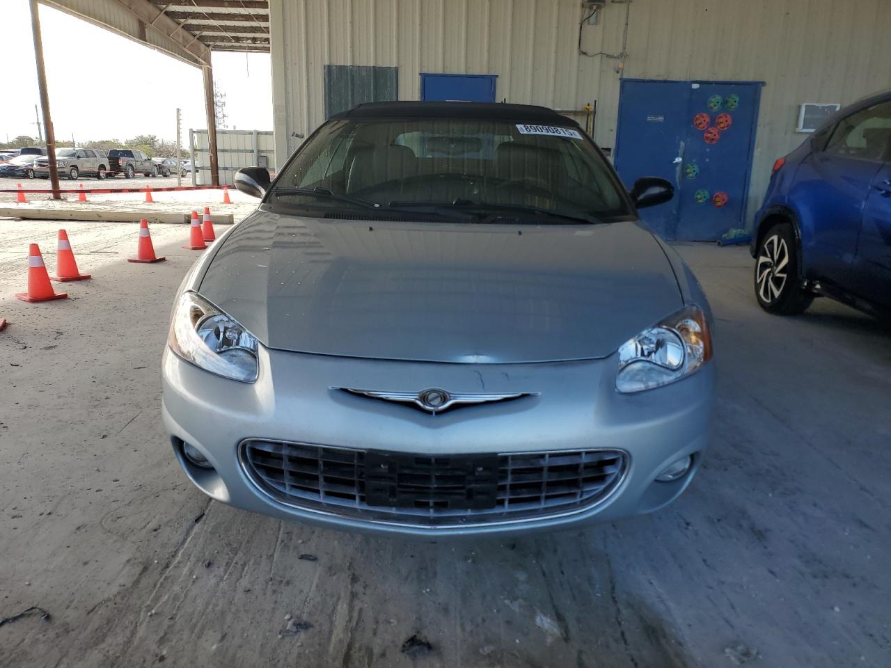 2002 Chrysler Sebring - Image 5