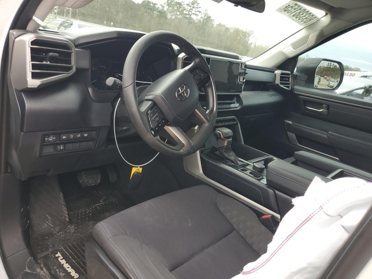 2023 Toyota Tundra - Image 8