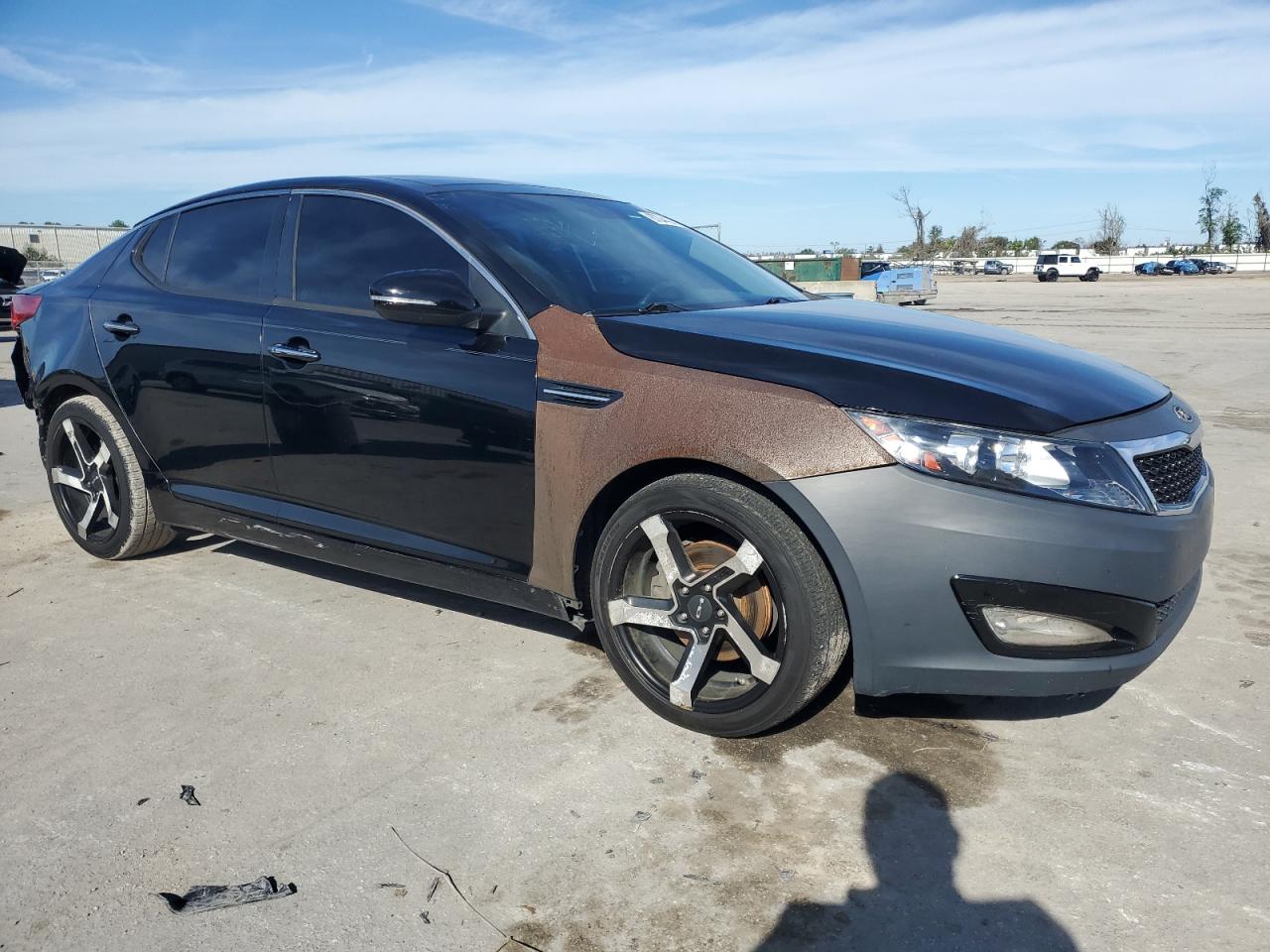 VIN 5XXGN4A72DG257099 2013 KIA OPTIMA no.4