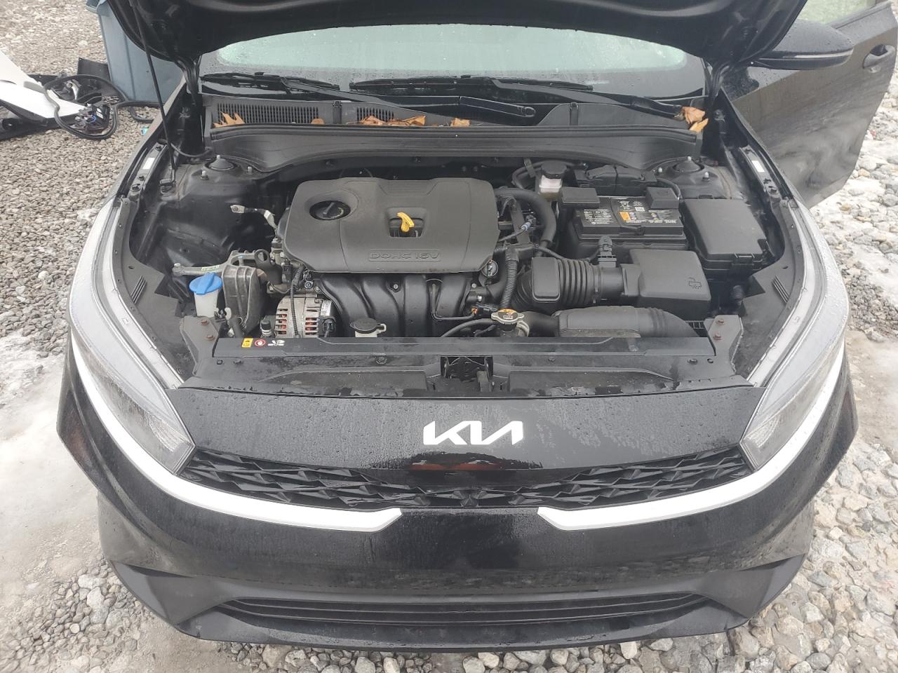 2023 Kia Forte - Image 12