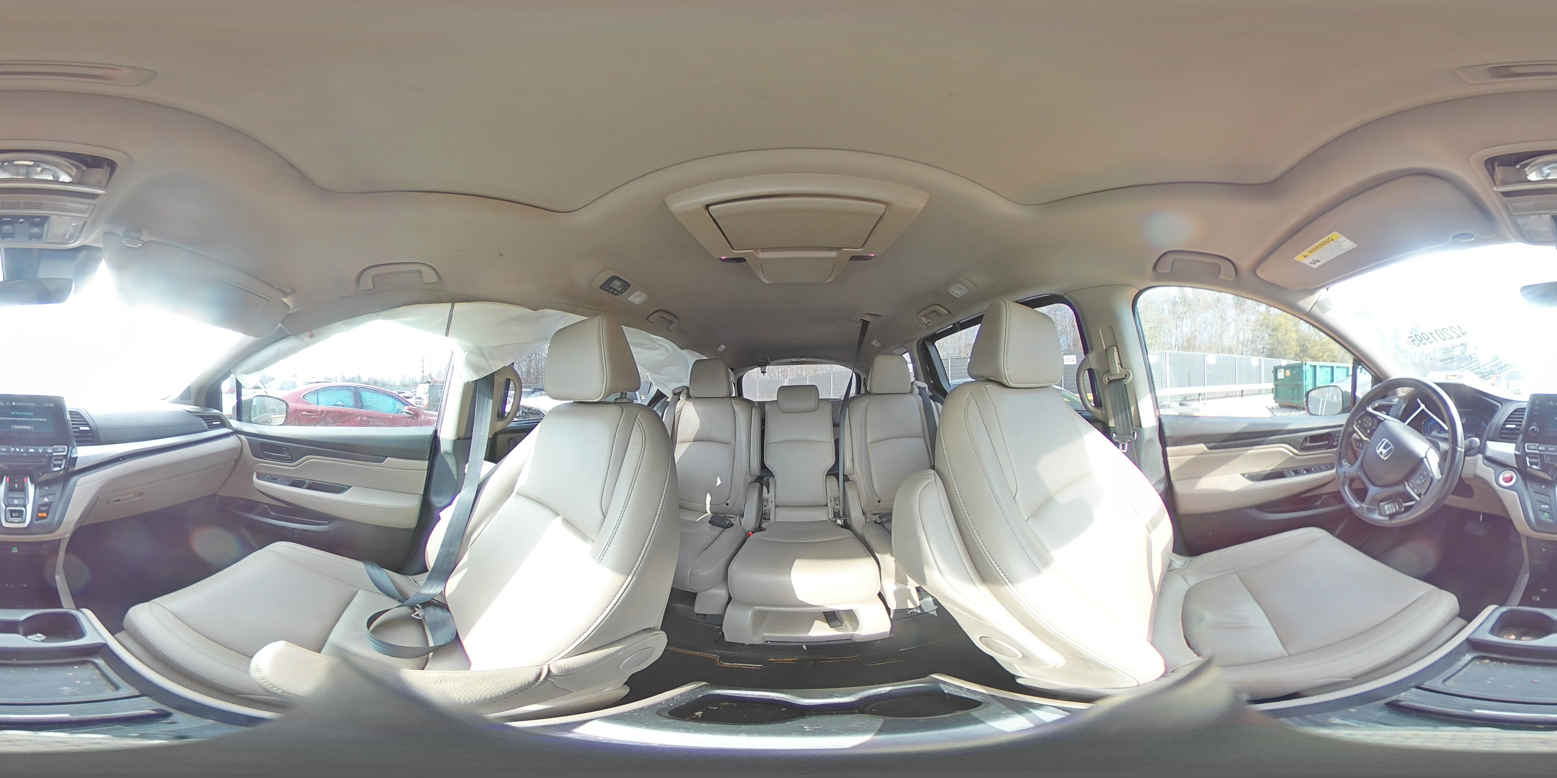 2019 Honda Odyssey - Image 13