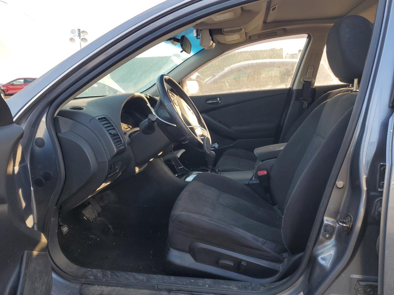 2010 Nissan Altima - Image 7