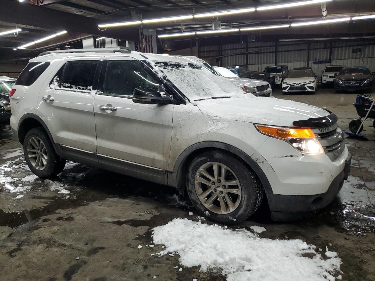 2013 Ford Explorer - Image 4